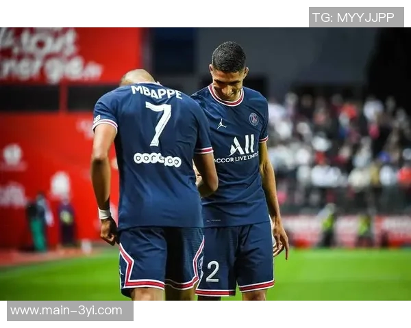 普特拉斯回应巴黎报价拒绝传闻强调身披球衣的意义 普特拉斯回应巴黎报价拒绝传闻强调身披球衣的意义